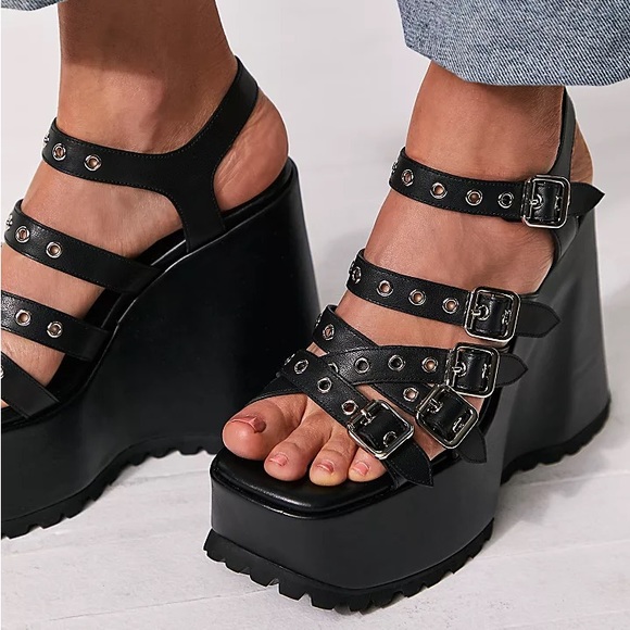 JEFFREY CAMPBELL Sherrie Strappy Platforms - Picture 2 of 5